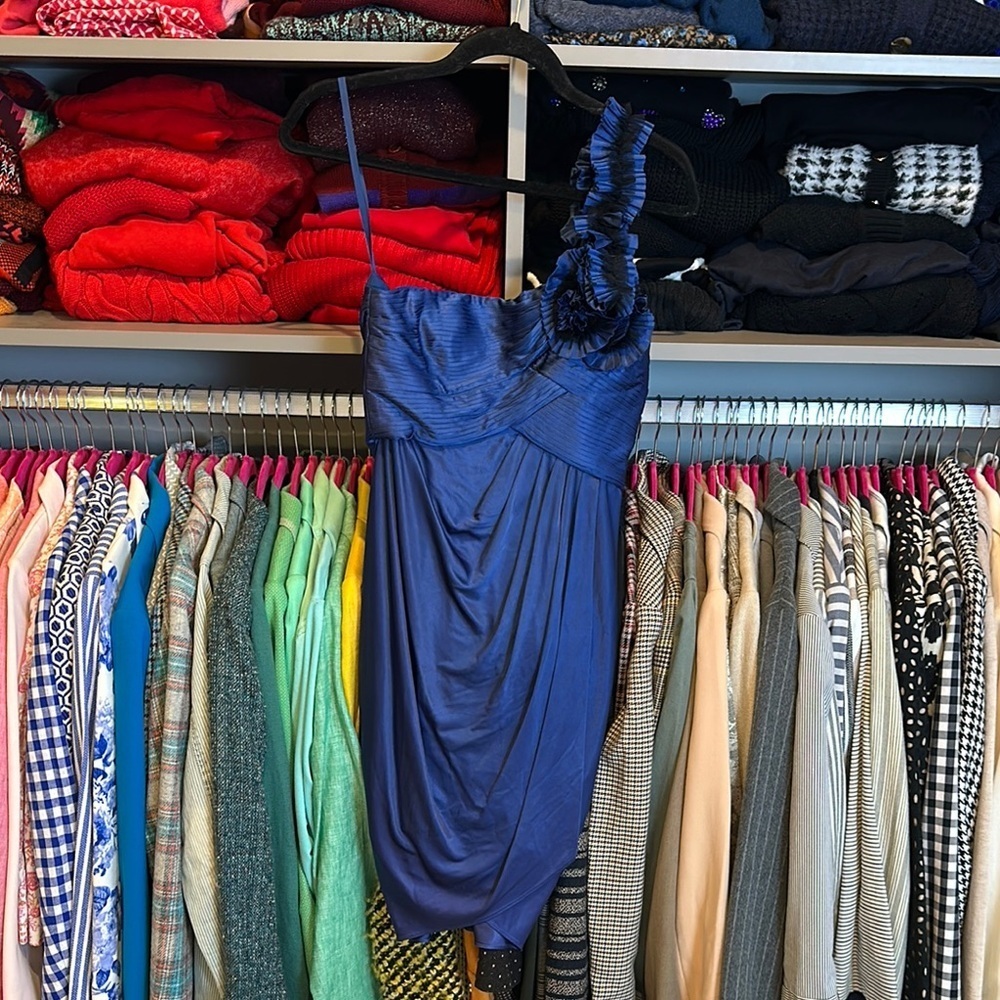 BCBGMaxAzria blue on shoulder back zipper closure cocktail dress size S